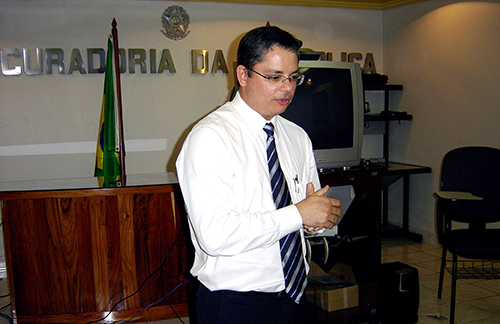 Foto colorida da fachada da casa alugada que abrigou a Procuradoria da República na Paraíba.